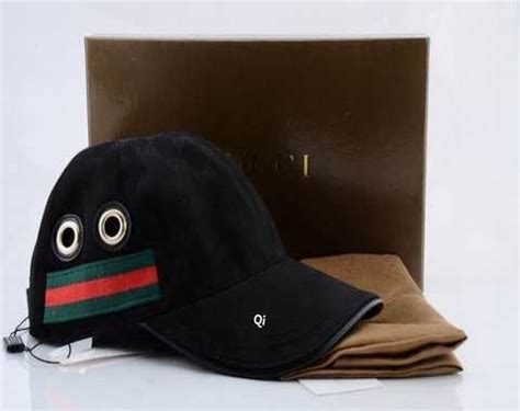 Gucci: nettoyage casquette Gucci .